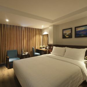 Premium Deluxe King Room